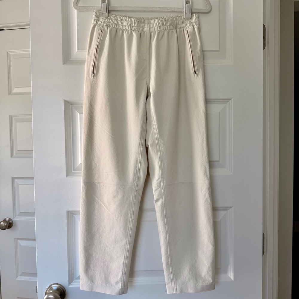 Outdoor Voices RecTrek 26” White Pant in XS
